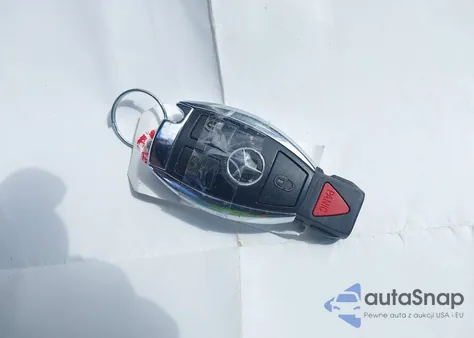 2011 Mercedes-Benz C 300 Luxury 4Matic from USA, damaged, VIN WDDGF8BB5BR150958